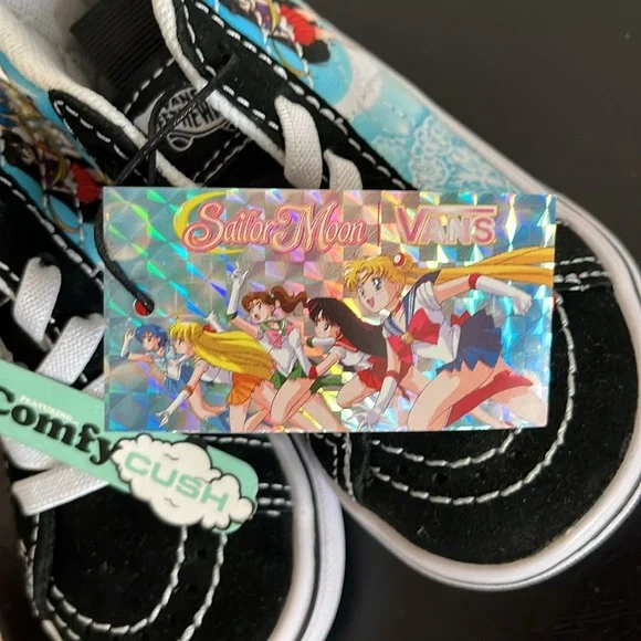 Vans x Sailor Moon Sk8 Hi Sz 5 - Picture 10 of 11